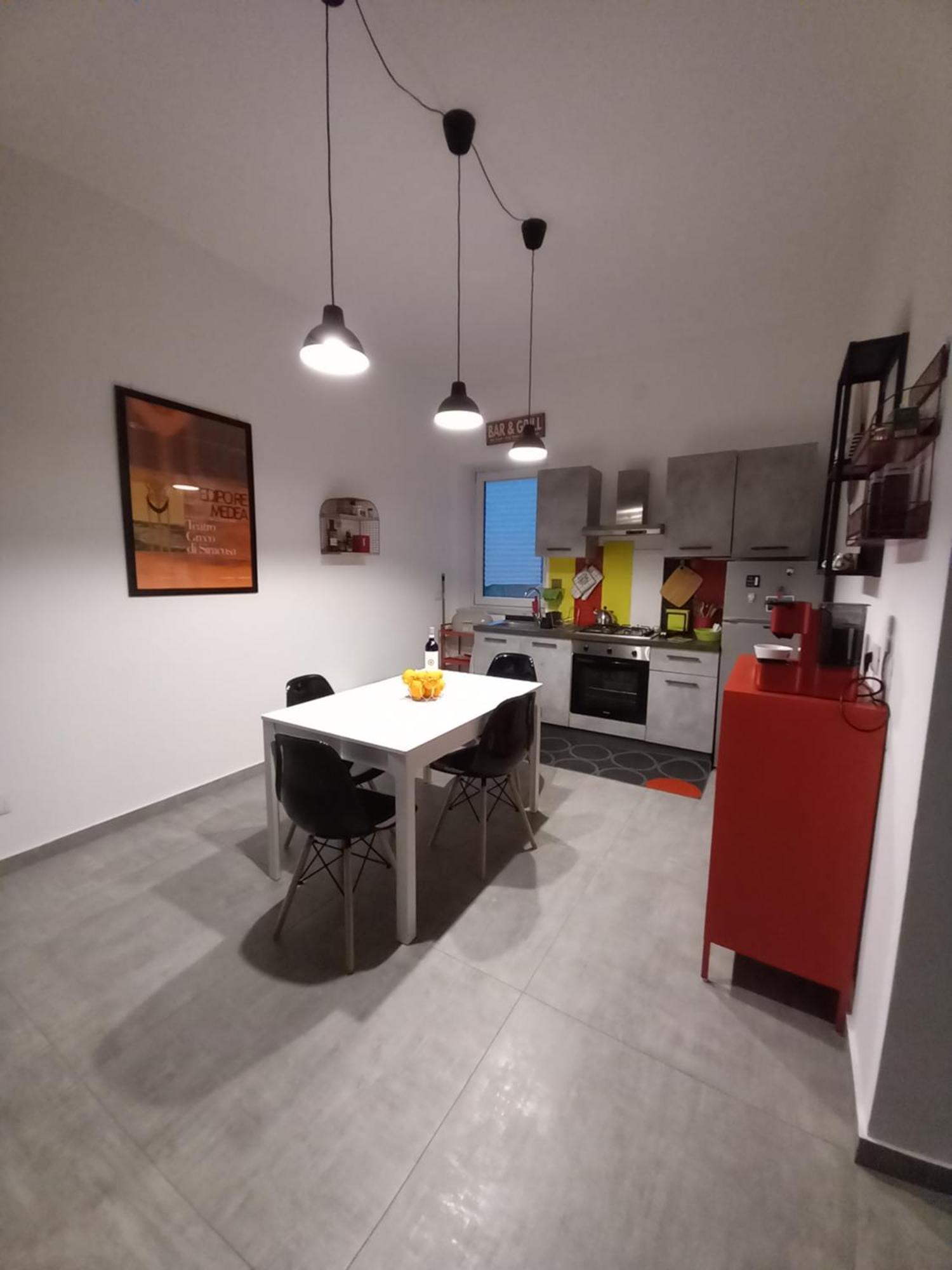 Lo Scorcio Della Neapolis Accogliente Appartamento Pressi Parco Neapolis 锡拉库扎 外观 照片